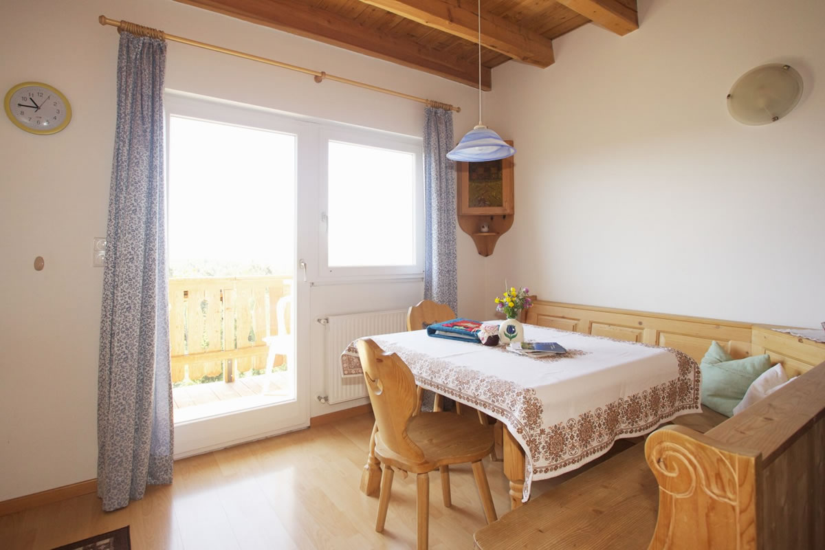Ferienwohnung mit Südbalkon und Bergblick
